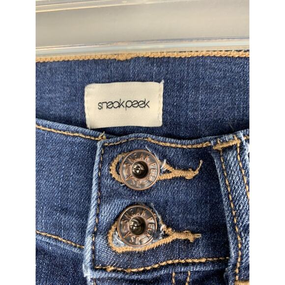 Sneak Peek Mid Rise Skinny Jeans Junior's‎ Size 1 Distressed Dark Denim - Picture 3 of 6